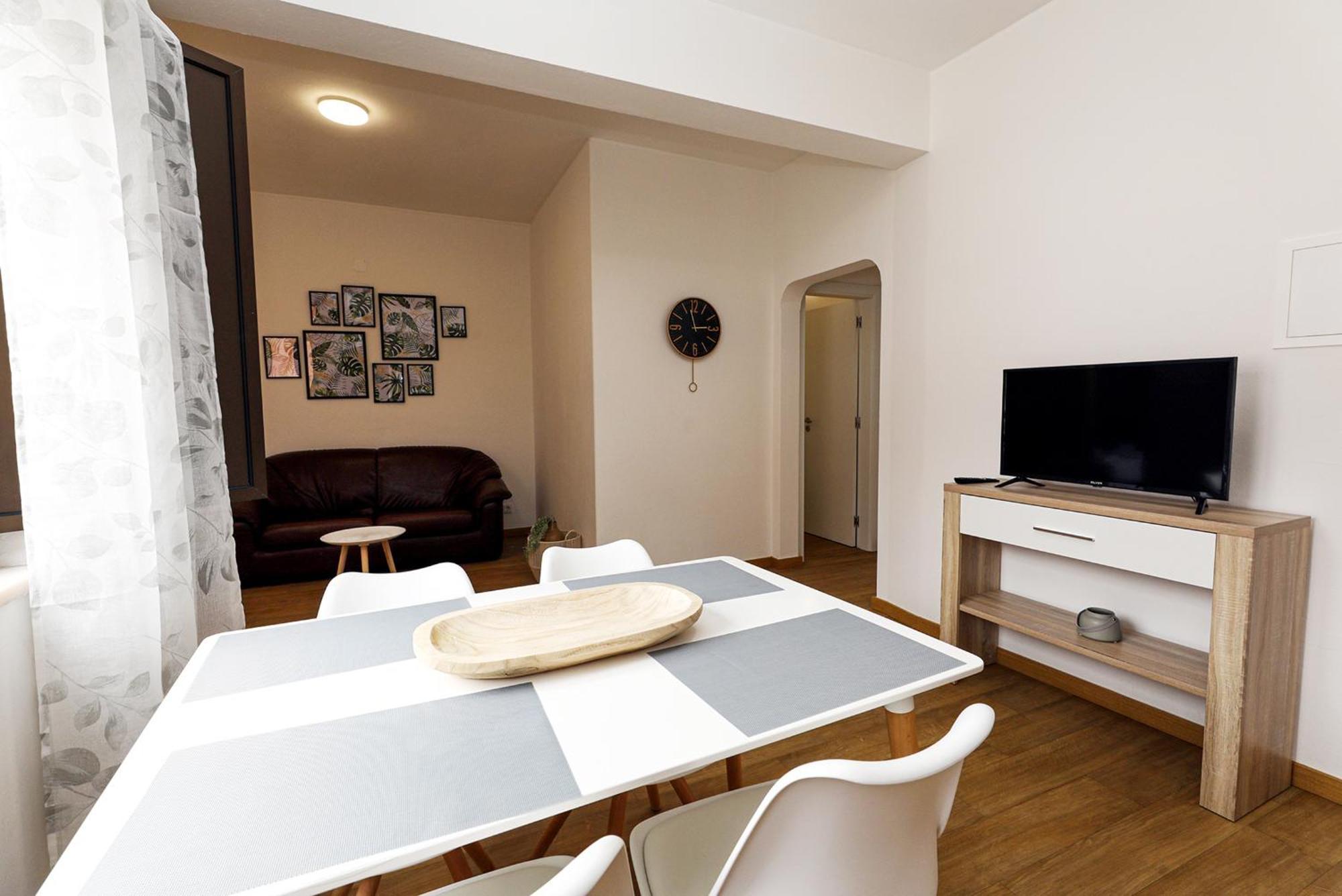 B87 - Windmill 2 Bed Apartment In Odiáxere Zewnętrze zdjęcie